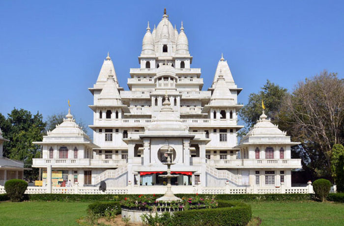 mathuravrindavantaxiservices